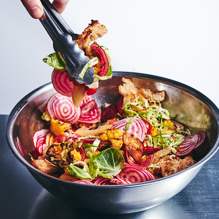 Summer Vegetable Panzanella Salad